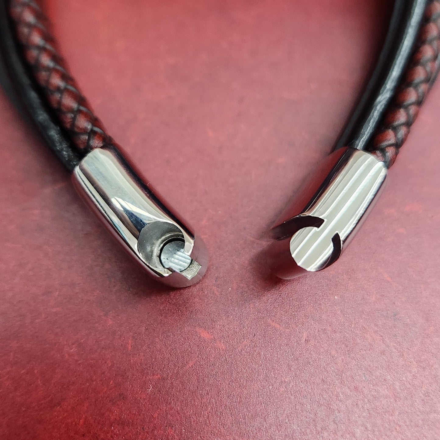 Stainless Steel Leather Anchor & Wheel Magnetic Bracelet