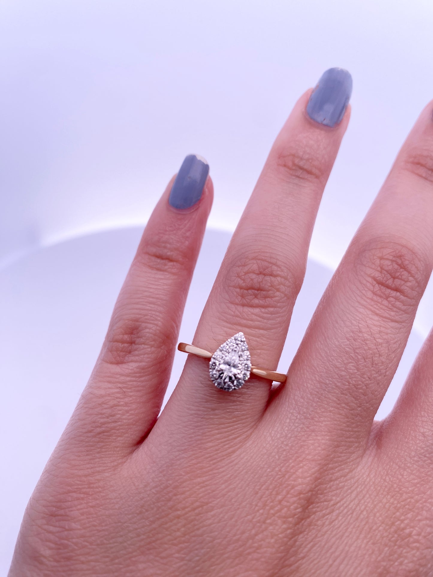 14K Gold Diamond Pear-Shaped Engagement Ring with Halo