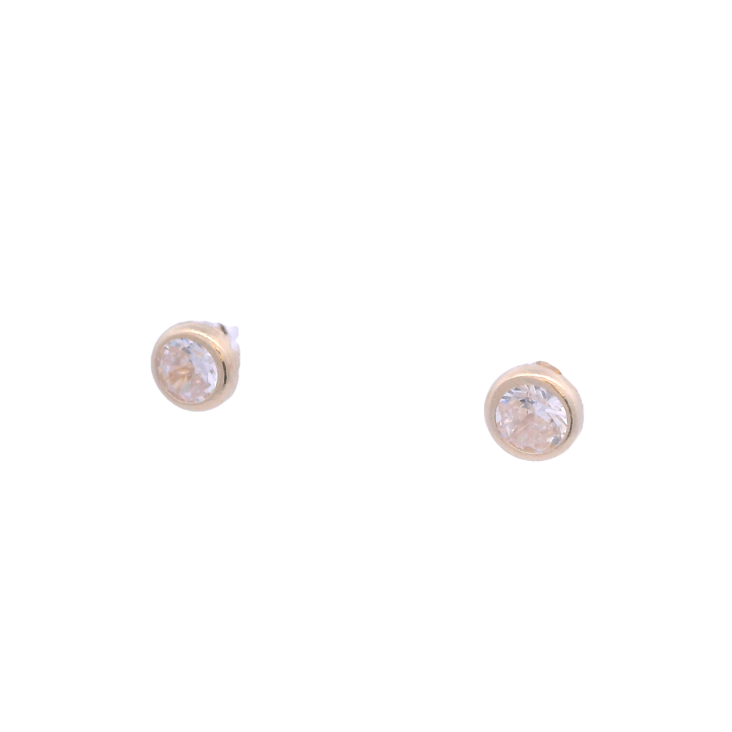 Front view of 4mm flat round stud with a gold base and a white zirconia.