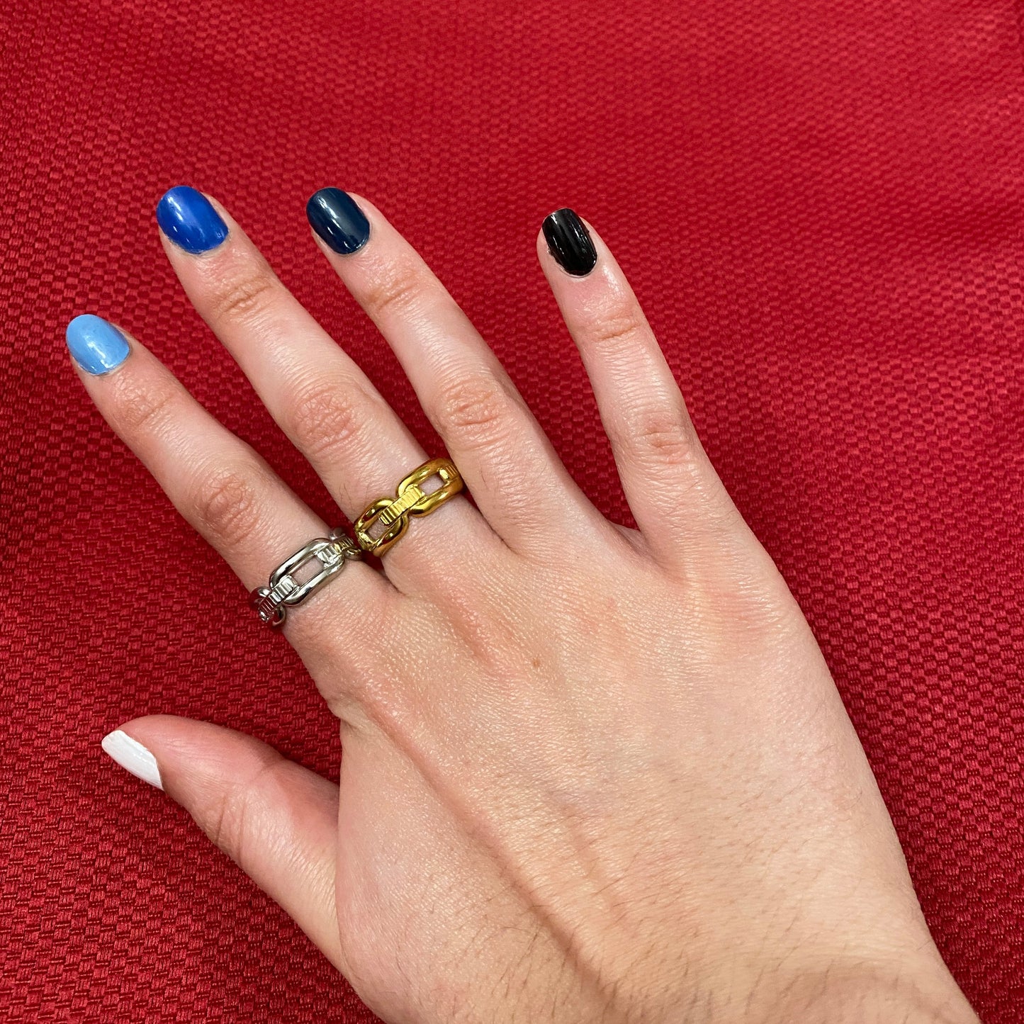 Silver and Gold Stainless Steel Chain Open Ring with full model hand