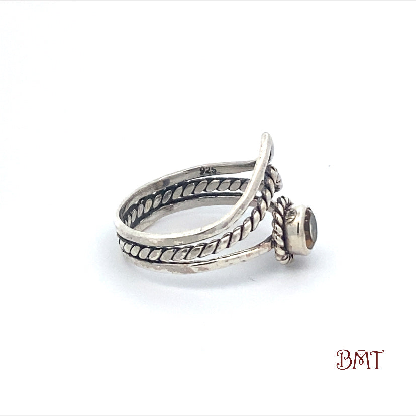 Sterling Silver Round Cut Citrine V-Shaped Ring with a Boho design Side Image